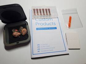 02-19-250996 Audibel 2 Hearing Aids Leftright Blue Red With Case Brush Cloth Properly Cleaned