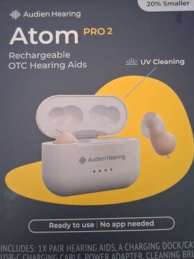 20006-0-0525 Audien Hearing Atom Pro 2 Cic Rechargeable Aid Uv Cleaning Case