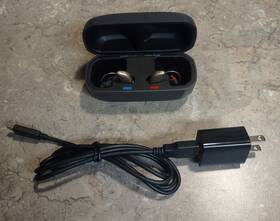 Durr1 Beltone Hn Hearing Rie Aids With Charger Left And Right