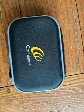 Z342010 Cochlear Accessory Storage Case Black Zipper Hardcase