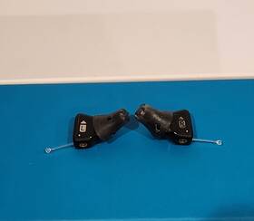 Dhc6829 Miracle-ear Genius Meenergy 3 Rf Cic Rechargeable Hearing Aids Pair With Case