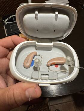 Ww25487 Miracle Ear Meenergy 5 Ric R Hearing Aids - Barely Used Ww25487 Miracle Ear Meenergy 5 Ric R Hearing Aids - Barely Used