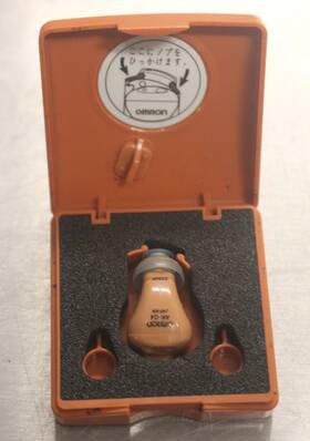 Ak-04 Omron Ak-10 Vintage Digital Hearing Aid Earmate