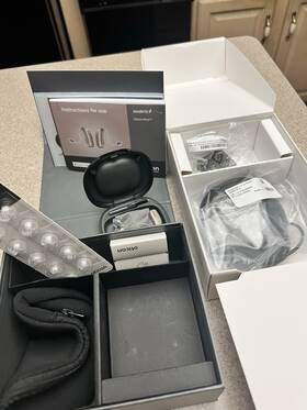 05714464006472 Oticon More 2 Minirite R Digital Hearing Aids With Charger Domes Wax Tips Etc