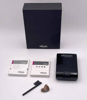 R2-ic Oticon Hearing Aid P Left Only In The Ear With Case And Accessories
