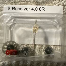 054-0778 Phonak S Receiver 4.0 0r With Domes Free Hardcase