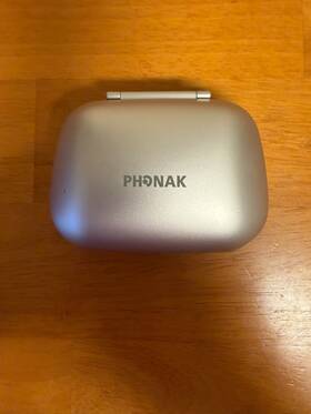 075-0065-11 Phonak Charger Combi Bte 2 Charging Case For Rechargeable Hearing Aids