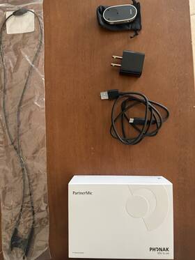076-4001-p511 Phonak Partnermic Remote Control Champagne Us Plug Adult