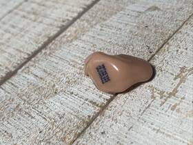 2013a16r Phonak Hearing Aid Not A Lot Of Use/lightly Used