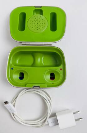 21-2220 Phonak Charger Case Combi With Power Supply Only Free Shipping 21-2220 Phonak Charger Case Combi With Power Supply Only Free Shipping