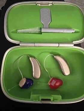 Audeo-m90-13t Phonak Hearing Aids Euc -model Ric- With Extras Read