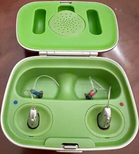 M70-rs Phonak Audeo M70-r Ric Rechargeable Hearing Aids With Charger L&r