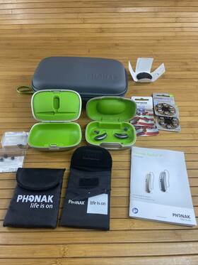 P30-312 Phonak Audeo Hearing Aids Left And Right Bundle Complete Excellent Euc