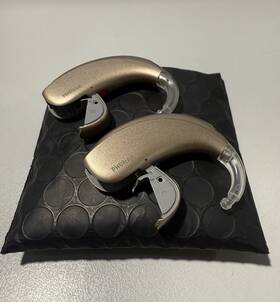 P30-up Phonak Naida Bte 675 Battery Hearing Aids Pair Champagne Refurbished