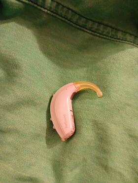 202-sma024 Resound Hearing Aid Left
