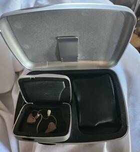 561-drw Resound Alera Hearing Aids Ric Receiver In Canal Pair With Case And Pouch 561-drw Resound Alera Hearing Aids Ric Receiver In Canal Pair With Case And Pouch