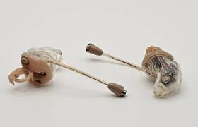 Vo530 Resound Hearing Aids Left And Right Tested