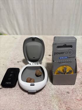 Inx5 Signia With Mini Pocket Plus 9 Battery Packs