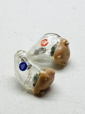 02-20-170320 Starkey Livio Hearing Aids Rechargeable Untested Read Description