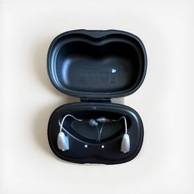 25131187 Starkey Edge Ai 24 Ric Rt Rechargeable Hearing Aids Silver With Charging Case