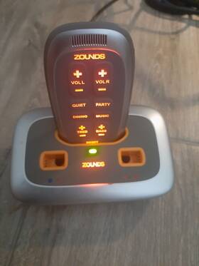 80108-000 Zounds Hearing Aid Lot Remote And Charger Base Only Replacement