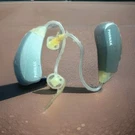 Phonak Versata Micro Gray Behind The (bte) Hearing Aid For One. Fixed Price $129.00.