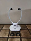 Artiste APH100 White Digital Wireless 2.4 Ghz Tv Headphones For Seniors Read Plz. Fixed Price $24.99.